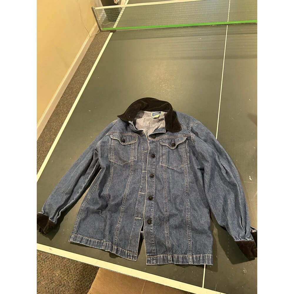 All cotton great details vintage button down